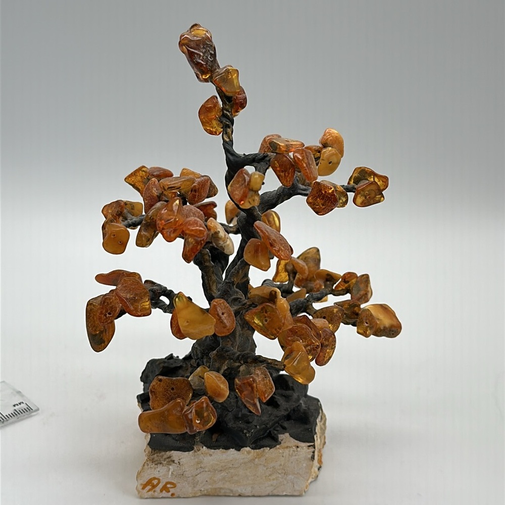 Lithuanian Authentic Natural Baltic Amber Tree 🪾 - Picture 7 of 8